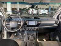 Toyota Hilux 2019 4p Doble Cabina Base L4/2.7 Man  2019 Toyota Hilux Ingreso Interiores 8