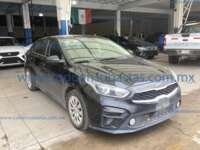Kia Forte 2021 4p Sedán EX L4/2.0 IVT   IMG_0553