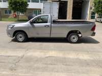 Toyota Hilux 2019 2p Cabina Sencilla L4/2.7 Man 2019 Toyota Hilux Venta Exteriores 8