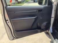 Toyota Hilux 2019 2p Cabina Sencilla L4/2.7 Man 2019 Toyota Hilux Venta Interiores 12