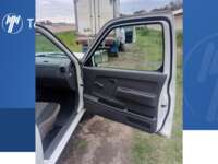 Nissan NP300 Chasis Cabina 2014  2014 Nissan NP300 Venta Interiores 3