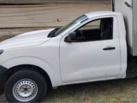 Nissan NP300 2018  2018 Nissan NP300 Venta Llantas 3