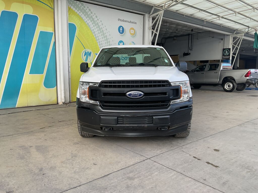 Ford F-150 2020 4p XL Crew Cab 4x4 V8/5.0 Aut 2020 Ford F-150 Venta Exteriores 2