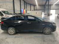 Dodge Neon 2017 4p SE L4/1.6 Aut 2017 Dodge Neon Ingreso Exteriores 4