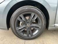 Volkswagen Jetta 2024 4p Sportline L4/1.4/T Tiptronic 2024 Volkswagen Jetta Venta Llantas 1