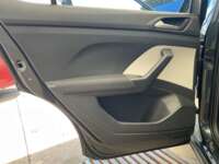 Volkswagen Taigun 2023 5p Comfortline L4/1.0/T Tiptronic 2023 Volkswagen Taigun Venta Interiores 20