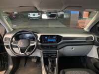 Volkswagen Taigun 2023 5p Comfortline L4/1.0/T Tiptronic 2023 Volkswagen Taigun Venta Interiores 4