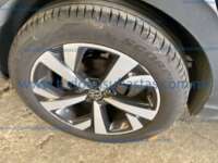 Volkswagen Nivus 2023 5p Highline L3/1.0/T Tiptronic IMG_8265