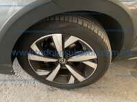 Volkswagen Nivus 2023 5p Highline L3/1.0/T Tiptronic IMG_8276