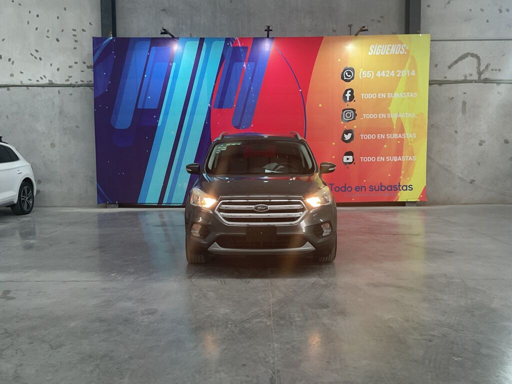 Ford Escape 2017 5p S L4/2.5 Aut 2017 Ford Escape Venta Exteriores 2