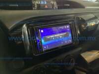 Toyota Hilux 2019 4p Doble Cabina Base L4/2.7 Man  2019 Toyota Hilux Ingreso Interiores 9