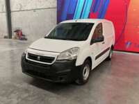 Peugeot Partner 2019 5p L4/1.6/T Diesel Man       2019 Peugeot Partner Venta Exteriores 1