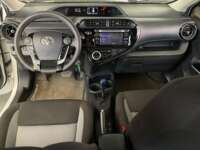 Toyota Prius 2021 5p C Híbrido L4/1.5 Aut 2021 Toyota Prius Venta Interiores 4