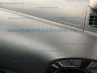 Toyota Prius 2021 5p Base Hibrido L4/1.8 Aut 2021 Toyota Prius Ingreso Interiores 4