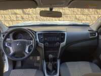 Mitsubishi L200 2021 4p Doble L4/2.5/T Diesel Man 4x4 2021 Mitsubishi L200 Venta Interiores 1