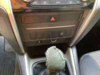 Mitsubishi L200 2021 4p Doble L4/2.5/T Diesel Man 4x4 2021 Mitsubishi L200 Venta Interiores 7