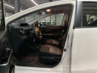 Toyota Prius 2021 5p C Híbrido L4/1.5 Aut 2021 Toyota Prius Venta Interiores 16