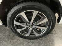 Toyota Prius 2021 5p C Híbrido L4/1.5 Aut 2021 Toyota Prius Venta Llantas 4