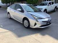 Toyota Prius 2017 5p Base Hibrido L4/1.8 Aut 2017 Toyota Prius Venta Exteriores 3