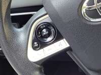 Toyota Prius 2017 5p Base Hibrido L4/1.8 Aut 2017 Toyota Prius Venta Interiores 11