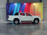 Mitsubishi L200 2021 4p Doble L4/2.5/T Diesel Man 4x4 2021 Mitsubishi L200 Venta Exteriores 4