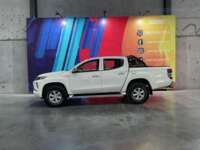 Mitsubishi L200 2021 4p Doble L4/2.5/T Diesel Man 4x4 2021 Mitsubishi L200 Venta Exteriores 8
