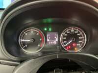 Mitsubishi L200 2021 4p Doble L4/2.5/T Diesel Man 4x4 2021 Mitsubishi L200 Venta Interiores 3