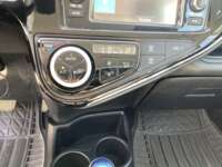 Toyota Prius 2019 5p C Hibrido L4/1.5/Aut 2019 Toyota Prius Venta Interiores 10