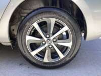 Toyota Prius 2019 5p C Hibrido L4/1.5/Aut 2019 Toyota Prius Venta Llantas 4