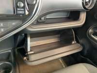 Toyota Prius 2018 5p C Híbrido L4/1.5 Aut 2018 Toyota Prius Venta Interiores 19