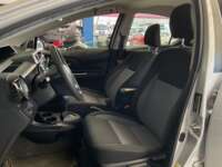 Toyota Prius 2018 5p C Híbrido L4/1.5 Aut 2018 Toyota Prius Venta Interiores 21