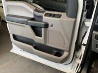 Ford F-150 2019 4p XL Crew Cab 4X4 V6/3.3 Aut 2019 Ford F-150 Venta Interiores 17