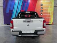 Mitsubishi L200 2021 4p Doble L4/2.5/T Diesel Man 4x4 2021 Mitsubishi L200 Venta Exteriores 6
