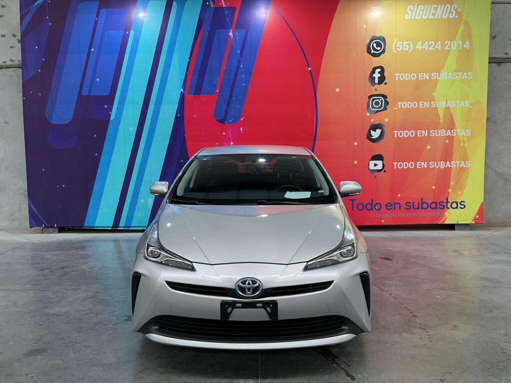 Toyota Prius 2019 5p C Hibrido L4/1.5/Aut 2019 Toyota Prius Venta Exteriores 2