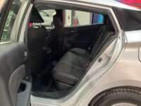 Toyota Prius 2019 5p C Hibrido L4/1.5/Aut 2019 Toyota Prius Venta Interiores 16