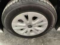 Toyota Prius 2019 5p C Hibrido L4/1.5/Aut 2019 Toyota Prius Venta Llantas 1