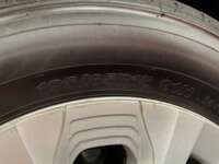 Toyota Prius 2019 5p C Hibrido L4/1.5/Aut 2019 Toyota Prius Venta Llantas 3