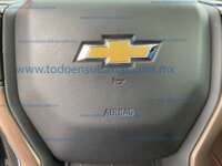 Chevrolet Tahoe 2021 5p High Country V8/6.2 Aut  2021 Chevrolet Tahoe Ingreso Interiores 36