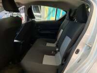 Toyota Prius 2019 5p C Hibrido L4/1.5/Aut 2019 Toyota Prius Venta Interiores 23