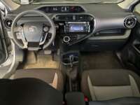 Toyota Prius 2019 5p C Hibrido L4/1.5/Aut 2019 Toyota Prius Venta Interiores 4