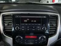 Mitsubishi L200 2021 4p Doble Cabina L4/2.5/T Diesel Man 4X4 2021 Mitsubishi L200 Venta Interiores 8