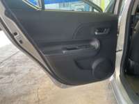 Toyota Prius 2019 5p C Hibrido L4/1.5/Aut 2019 Toyota Prius Venta Interiores 19