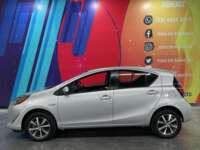 Toyota Prius 2019 5p C Hibrido L4/1.5/Aut 2019 Toyota Prius Venta Exteriores 4