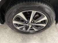 Toyota Prius 2019 5p C Hibrido L4/1.5/Aut 2019 Toyota Prius Venta Llantas 10