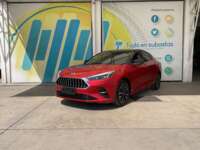 Jac J7 2022 4p Limited L4/1.5/T CVT 2022 Jac J7 Venta Exteriores 1