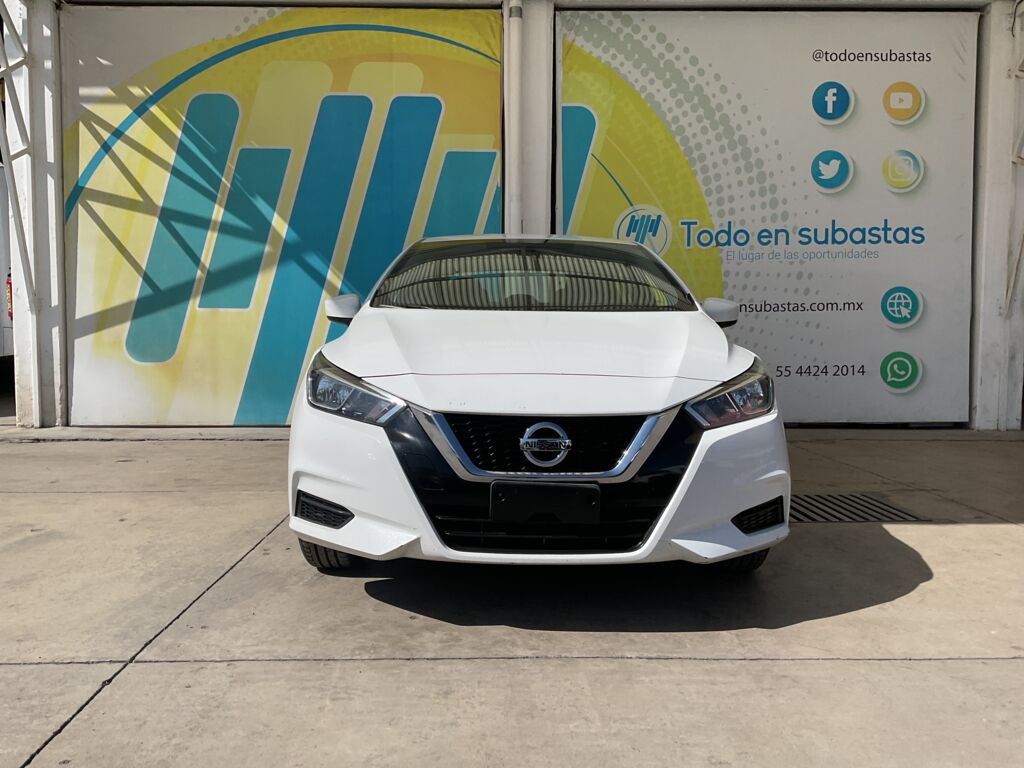 Nissan Versa 2021 4p Sense L4/1.6 CVT 2021 Nissan Versa Venta Exteriores 2
