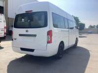 Nissan Urvan Pasajeros 2022 4p Amplia L4/2.5 A/A Man 15/Pas Paq. Seg.  2022 Nissan Urvan Pasajeros Venta Exteriores 5