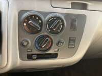 Nissan Urvan Pasajeros 2022 4p Amplia L4/2.5 A/A Man 15/Pas Paq. Seg.  2022 Nissan Urvan Pasajeros Venta Interiores 6