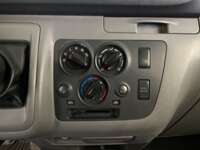 Nissan Urvan Pasajeros 2017 4p L4/2.5 Man 12/Pas 2017 Nissan Urvan Pasajeros Venta Interiores 6