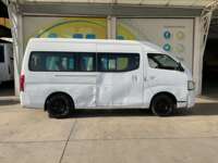 Nissan Urvan Pasajeros 2017 4p L4/2.5 Man 12/Pas 2017 Nissan Urvan Pasajeros Venta Exteriores 4